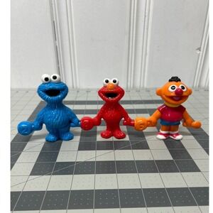 Tyco Connect and Count Figures Elmo Cookie Monster Ernie Sesame Street Lot of 3